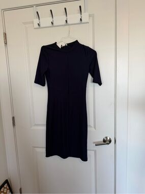 H&M Navy Short-Sleeve Midi Dress
